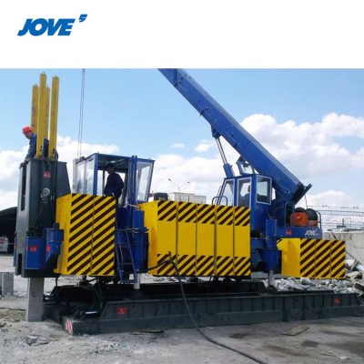 Crawler hydraulic vibratory hammer pile driver